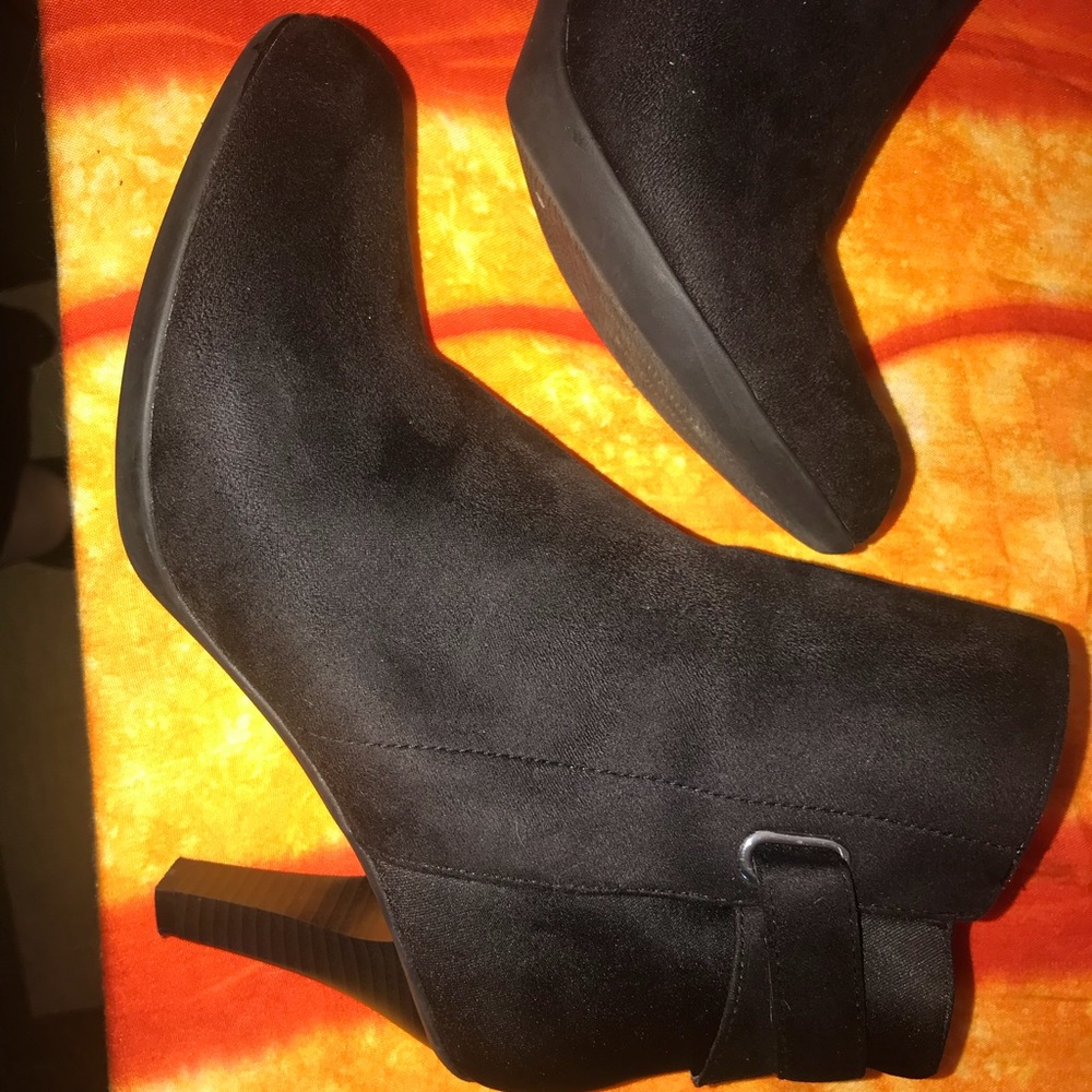 Kelly & Katie booties